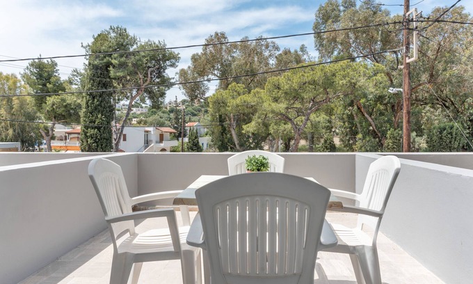 Panormos Apartment | Apartment 'No 10' with Shared Pool, Wi-Fi and Air Conditioning