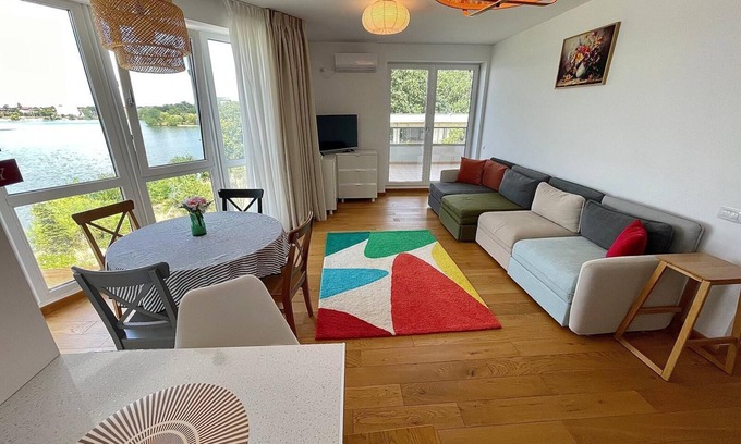 Pantelimon Apartment | Apartment No. 207 at Lebada capacity of up to 5 persons