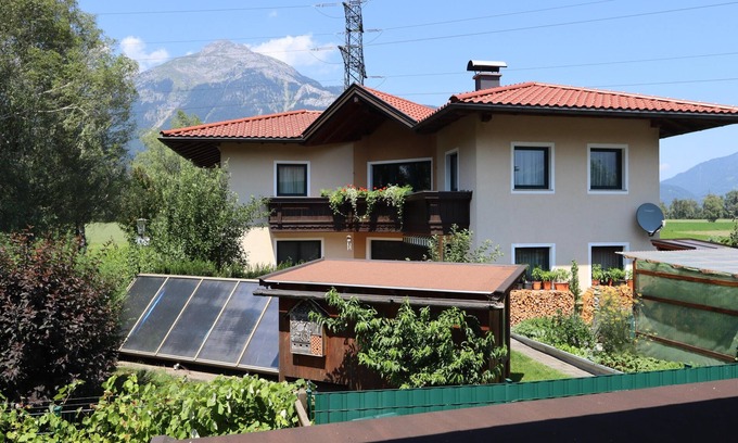 Strass im Zillertal Apartment | Apartment on the outskirts of Strass Zillertal