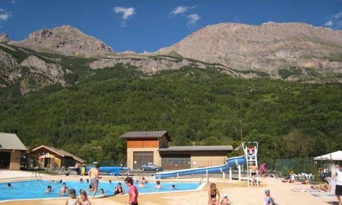 Vallouise-Pelvoux Apartment | apartment on the slopes