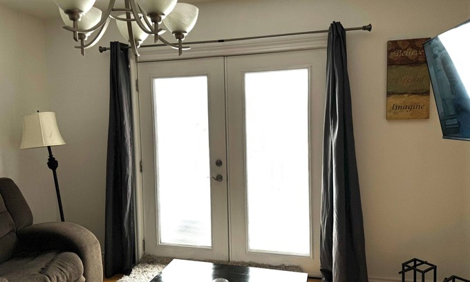 Grey Highlands Apartment | Apartment on Horse ranch