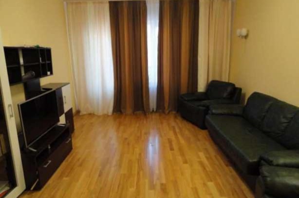 Zarichnyi District Apartment | Apartment on Petropavlivs'ka 90