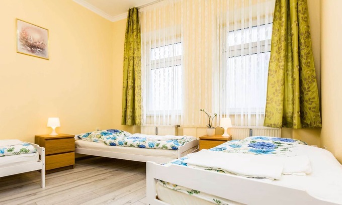Muelheim Apartment | Apartment on the ground floor (W4) - 3 single beds