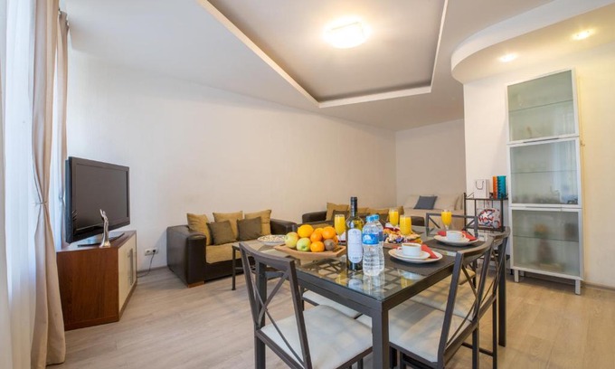 Kronverkskoe Apartment | Apartment on Voskova 6