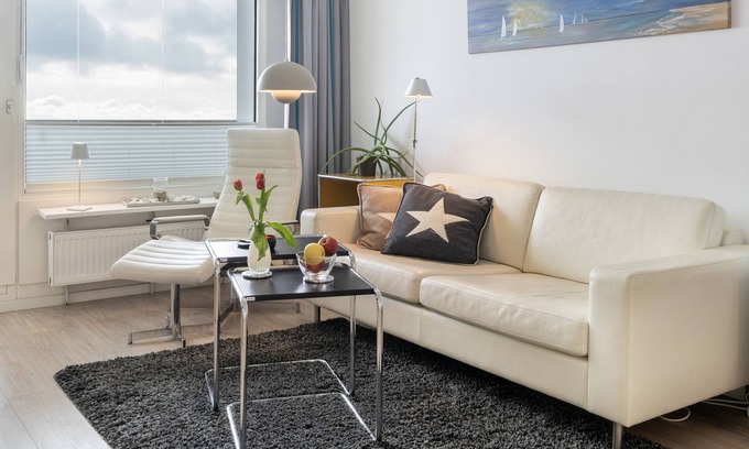 Damp Apartment | Apartment 'Ostseeresidenz Damp - Ferienwohnung' with Sea View, Balcony and Wi-Fi