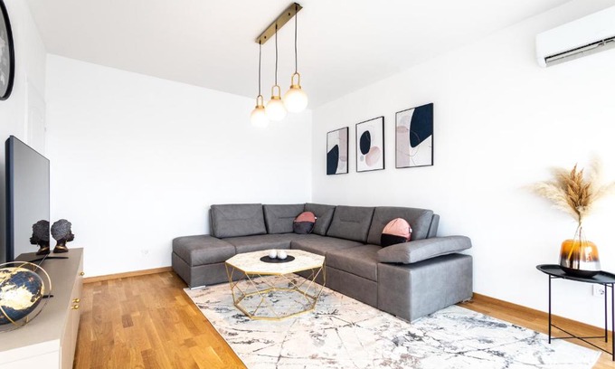 Podgorica Apartment | Apartment Perla