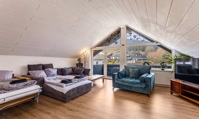 Willingen Apartment | Apartment 'Piste 2' with Shared Terrace, Balcony and Wi-Fi