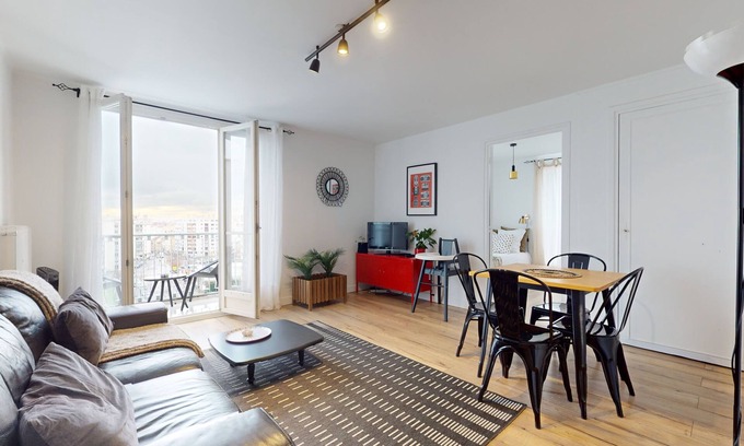 Zola - Pressense Apartment | Apartment Plein-ciel in the Heart of Villeurbanne