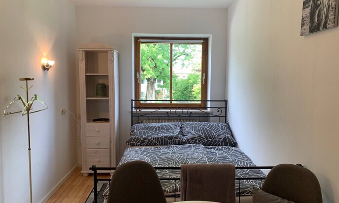 Valley Apartment | Apartment-Private Bathroom-Apartment-City view-Standardzimmer