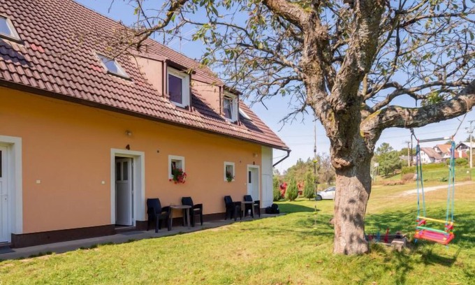 Rabyne Apartment | Apartment Rabyně by Interhome