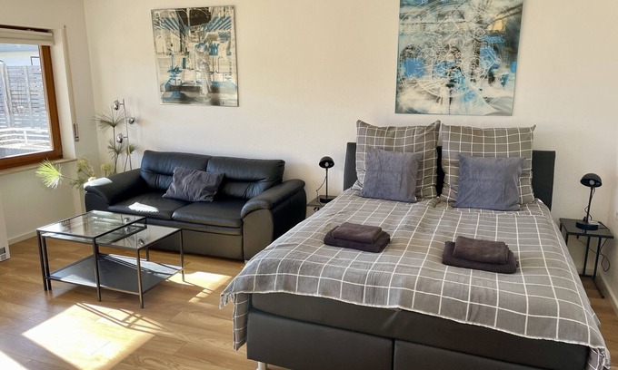 Kadelburg Apartment | Apartment 'Relax Holidays' with Private Terrace and Wi-Fi