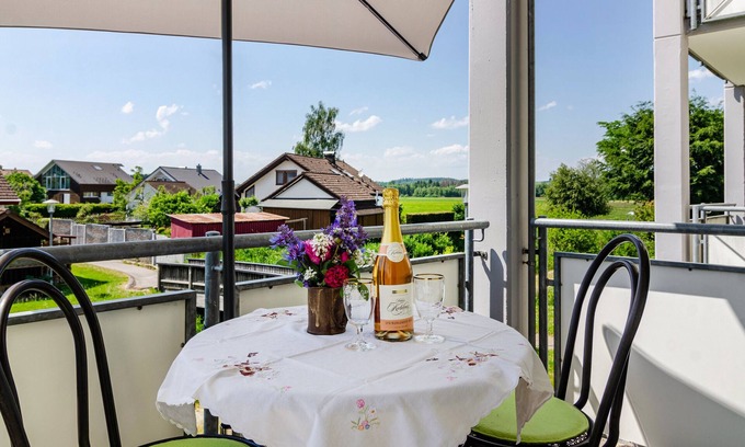 Illmensee Apartment | Apartment 'Relaxen Am Illmensee' with Balcony and Wi-Fi