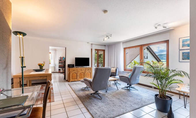 Durbheim Apartment | Apartment 'Rieth' with Mountain View, Private Terrace and Wi-Fi