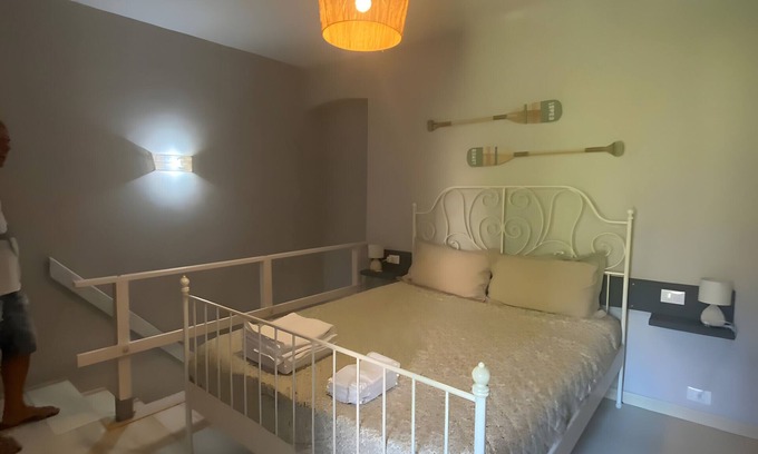 Ortonovo Apartment | Apartment 'Rigoletto' with Air Conditioning