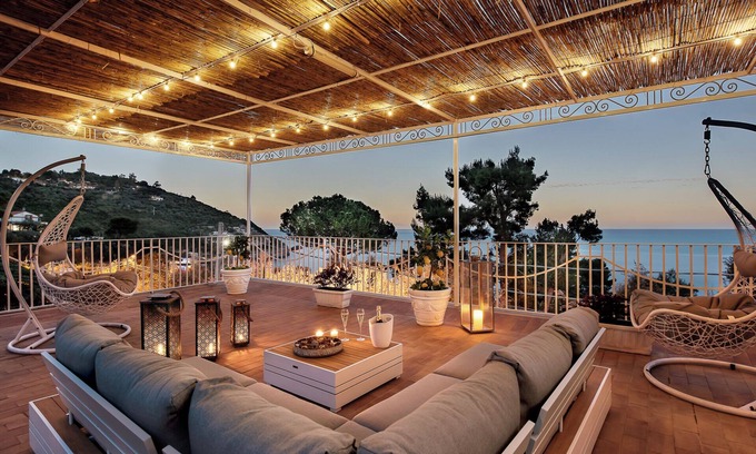 Marina del Cantone Apartment | Apartment 'Rooftopnerano - Amazing Sea View' with Sea View, Wi-Fi and Air Conditioning
