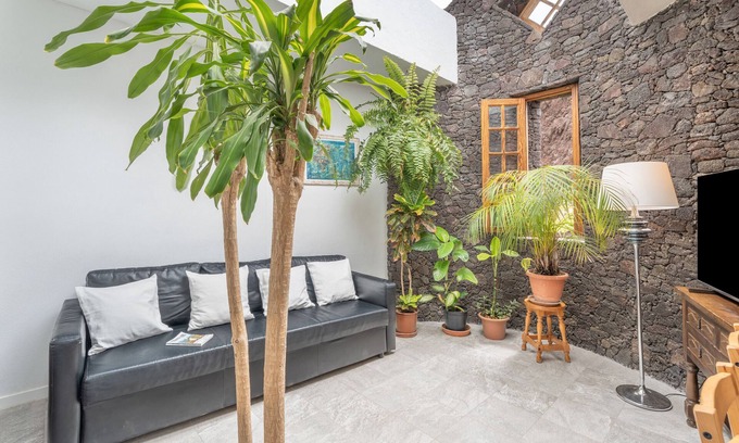 Las Puntas Apartment | Apartment 'Rosi-1' with Private Terrace, Wi-Fi and Air Conditioning