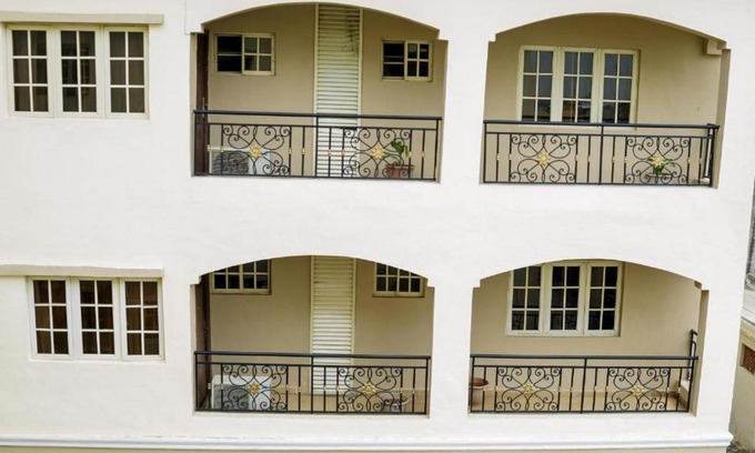 Ikeja Cabin | Apartment Royale Hotel-3 Bd Apartment
