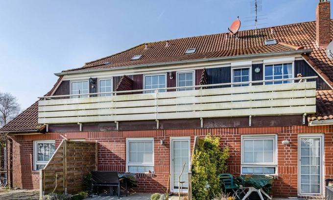 Jaderaltendeich Apartment | Apartment 'Ruheinsel' with Shared Terrace, Shared Garden and Balcony