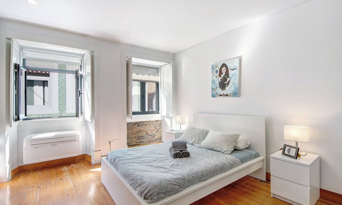 Aveiro Apartment | Apartment 'São Roque Sweet Burgo - T2' with Wi-Fi and Air Conditioning
