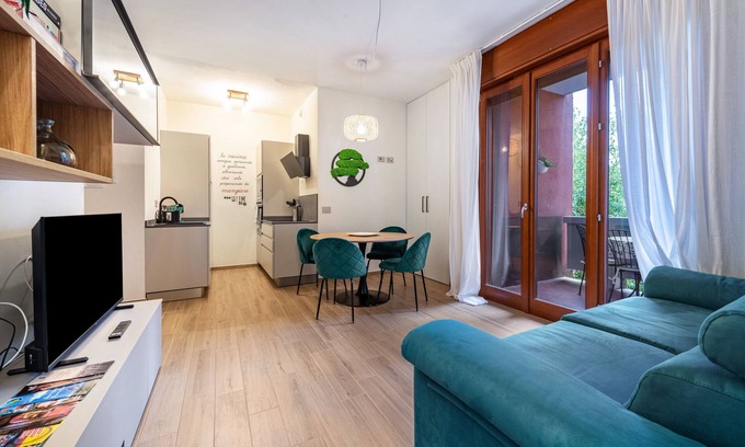 Rivoltella Apartment | Apartment 'Seride 2024' with Shared Pool, Wi-Fi and Air Conditioning