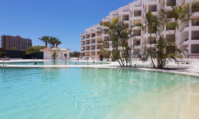 Los Cristianos Apartment | Apartment San Marino with heated pool, only 450 meters to the beach, Wifi,SAT-TV