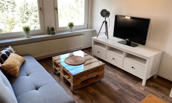 Olvenstedt Apartment | Apartment 'Schöne Dachgeschosswohnung' with Wi-Fi