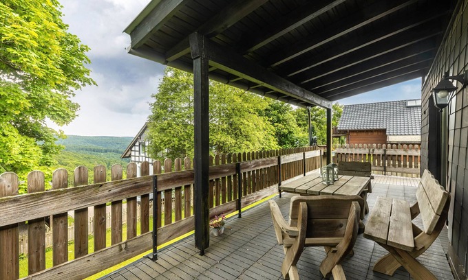Schanze Apartment | Apartment 'Schanze 20' with Mountain View, Shared Terrace and Wi-Fi