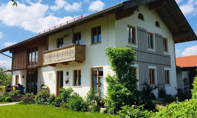Neuoetting Apartment | Apartment Schwalbennest, 40sqm, 2 bedrooms, balcony