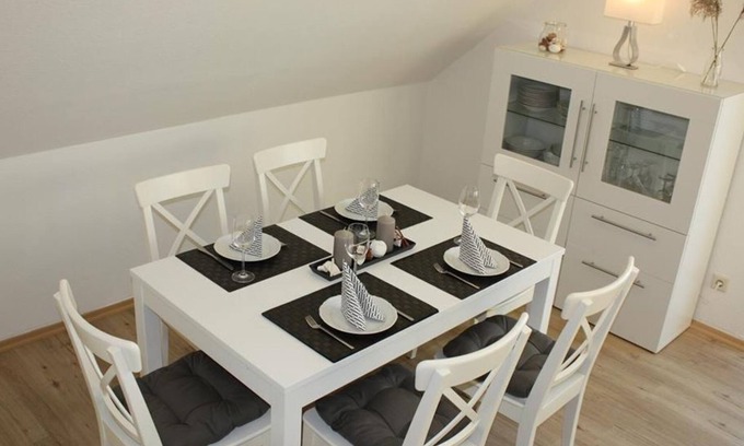 Vollerwiek Apartment | Apartment Seeadler - Haus Deichblick