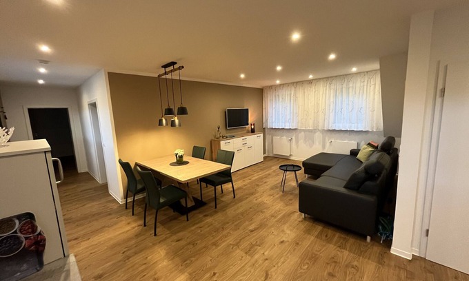 Versmold Apartment | Apartment 'Seeterasse' with Lake View, Balcony and Wi-Fi