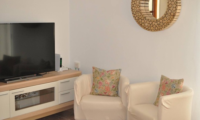 La Guardia Apartment | Apartment 'Sevilla 3' with Private Terrace, Wi-Fi and Air Conditioning