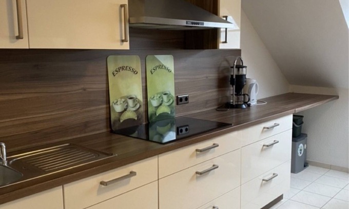 Sinzenich Apartment | Apartment 'Shelby' with Balcony and Wi-Fi