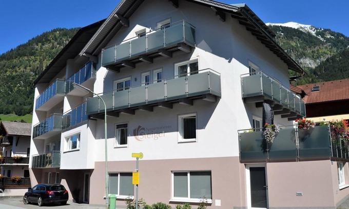 Bad Hofgastein Apartment | Apartment, shower, toilet, 2 bedrooms - Steiger, apartments