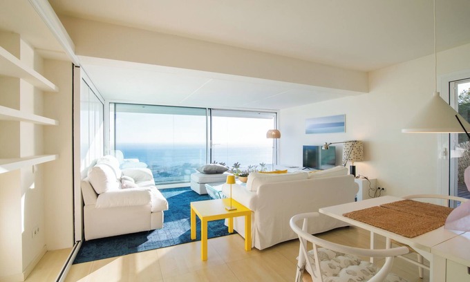 Sitges Apartment | Apartment 'Sitges Suites B' with Sea View, Wi-Fi and Air Conditioning