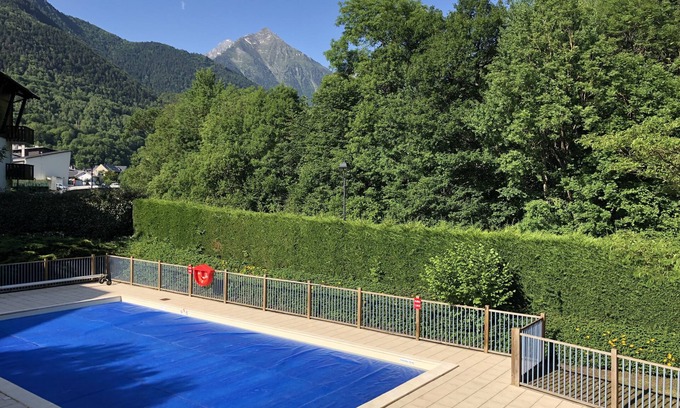 Saint-Lary-Soulan Apartment | Apartment sleeps 4 Immediate access - cable car - thermal baths - town center