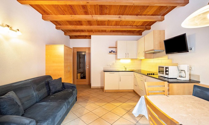 Cadipietra Apartment | Apartment 'Speckign 4' with Mountain View, Balcony and Wi-Fi