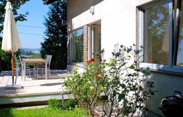 Elmberg Apartment | Apartment Sternentor