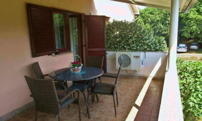 Strmac Apartment | Apartment Strmac 16518b