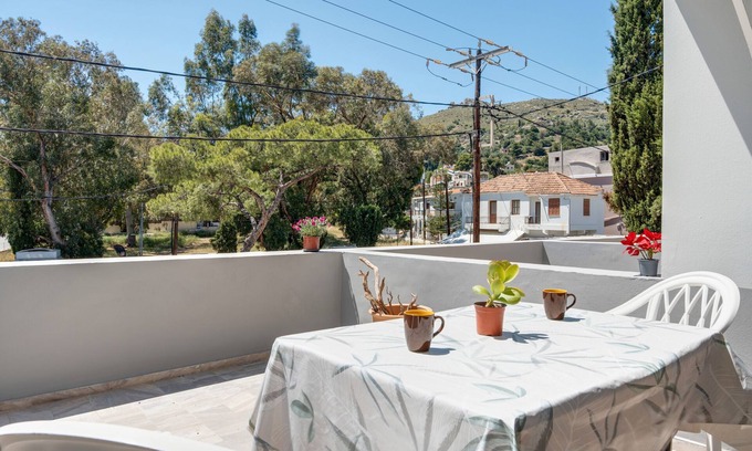 Panormos Apartment | Apartment 'Studio 2' with Mountain View, Wi-Fi and Air Conditioning