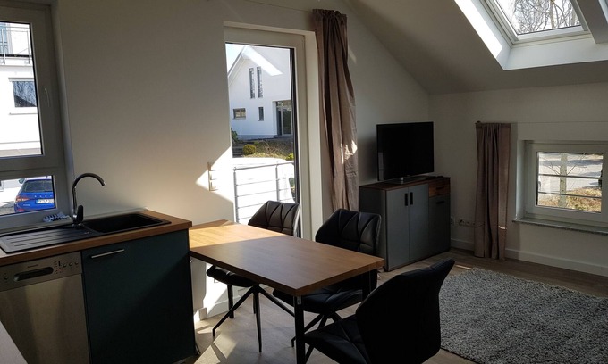 Sankt Johann Apartment | Apartment Studio EifelGlückII with balcony