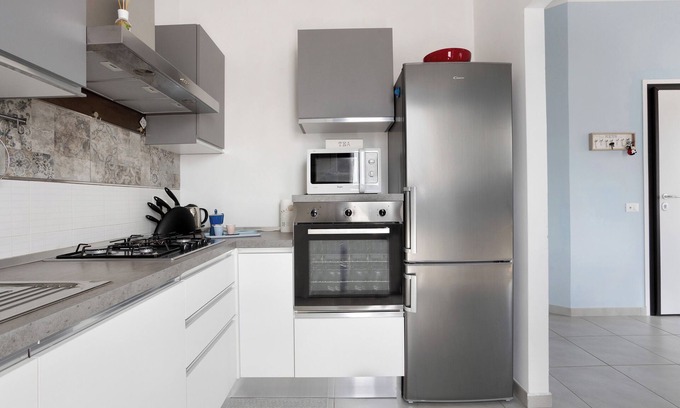 Castelnuovo Magra Apartment | Apartment 'Suite Paradiso' with Balcony, Wi-Fi and Air Conditioning