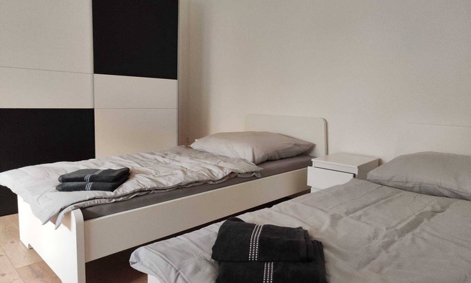 Neudorf Apartment | Apartment suitable for assemblers