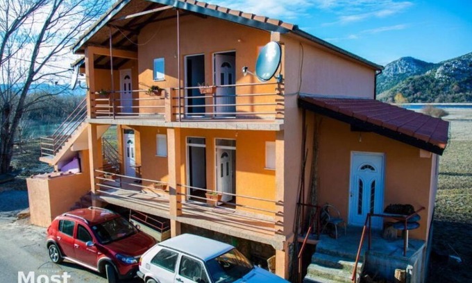 Dodosi House | Apartment Suite with lake view 5 (five)
