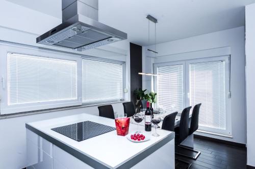 Zadar House | Apartment Sunny Spell with free parking and garden
