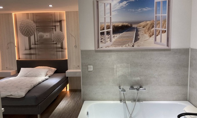 Leverkusen Apartment | Apartment-Superior-Private Bathroom-Garden view-Zimmer 102