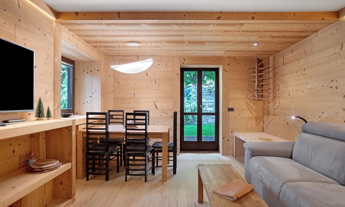 Saint-Oyen Apartment | Apartment 'Superior' with Shared Terrace, Private Garden and Wi-Fi