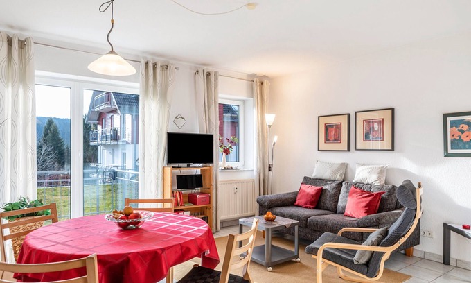 Oberhof Apartment | Apartment 'Tannenblick 1-1' with Mountain View, Private Terrace and Wi-Fi