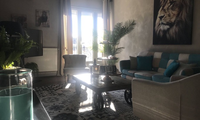 Maraussan Apartment | Apartment-Terrace-City-Ensuite with Bath