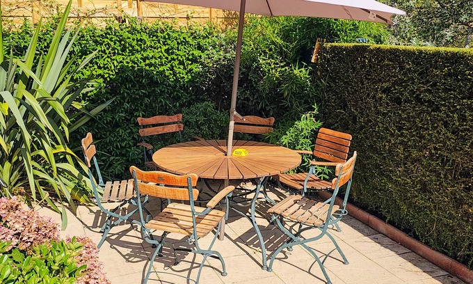 Vienne Apartment | Apartment 'Terrasse De Malissol' with Private Terrace, Private Garden and Wi-Fi