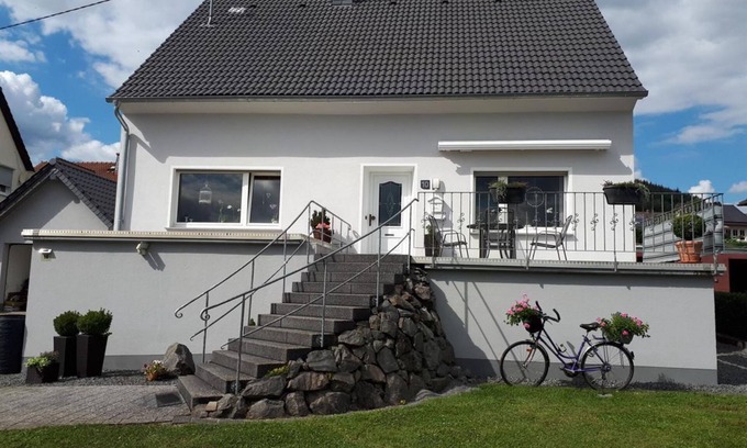 Oberstadtfeld Apartment | Apartment Thönnes - 2-bed apartment shower/WC, 1 bedroom